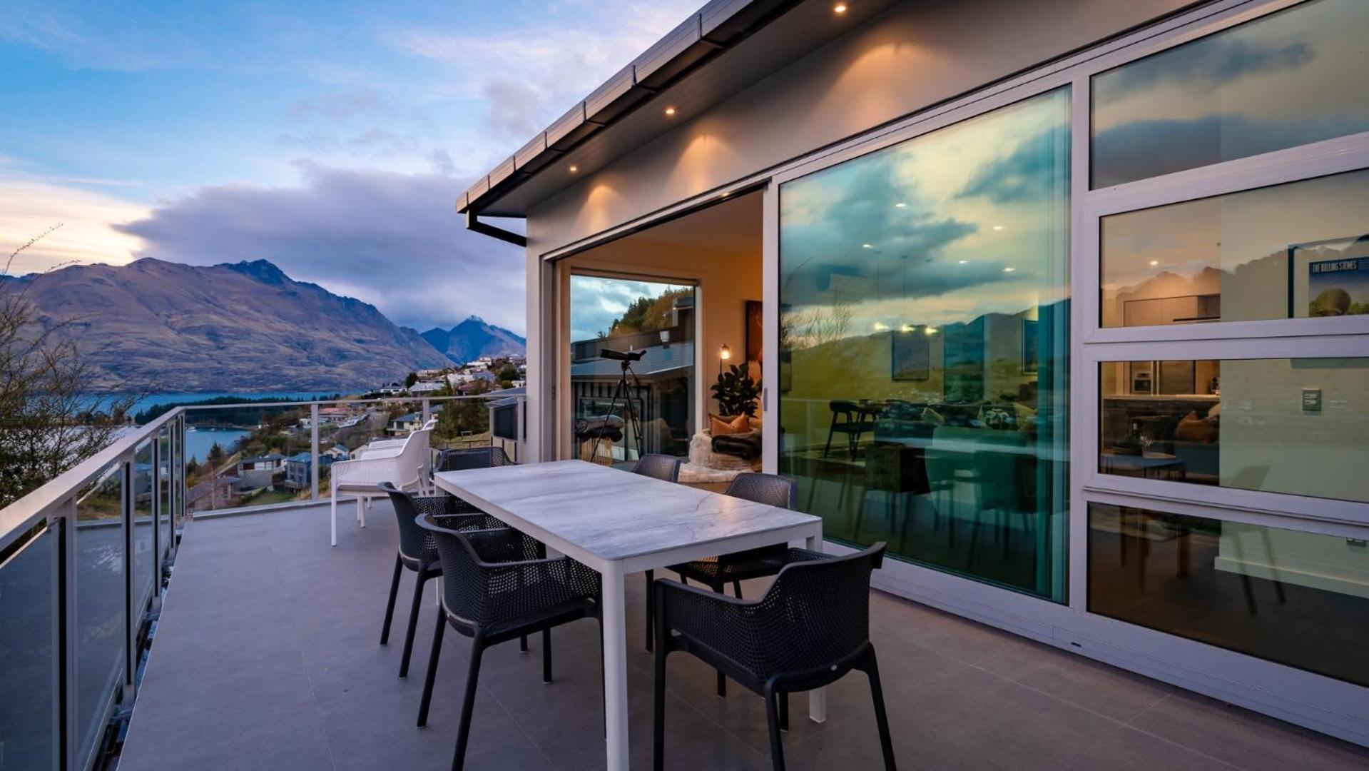 Tahuna Vista-Fire Place-Hot Tub -Free Parking -Bbq Queenstown Extérieur photo